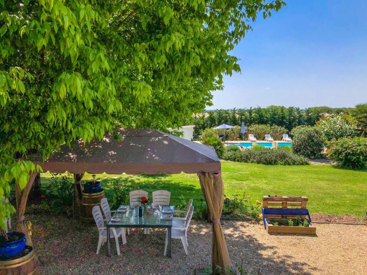 La Closerie Du Chene Bleu Val-de-Livenne Екстер'єр фото